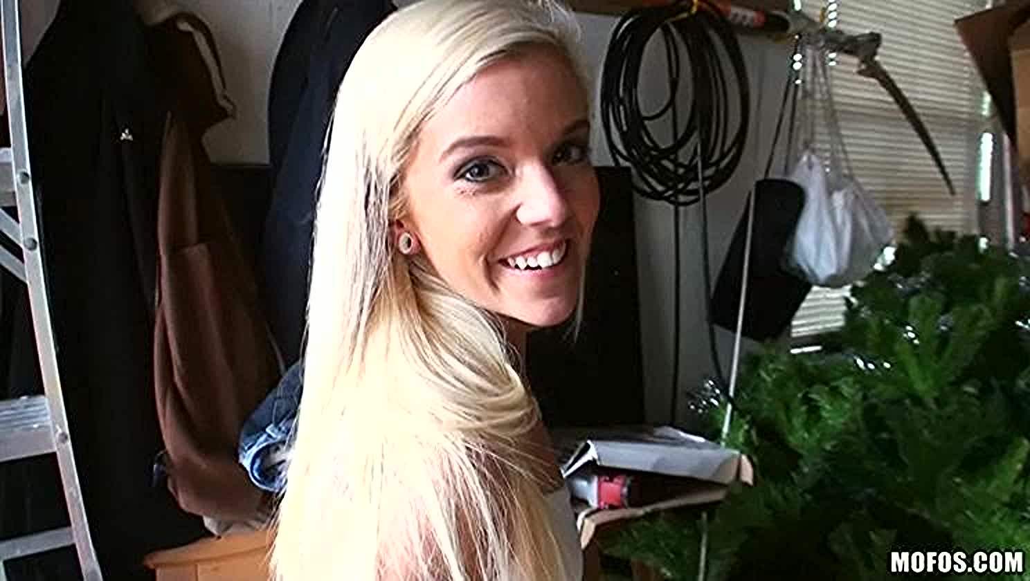 Halle Von, Anal Play, Booty Play, Rump Romp