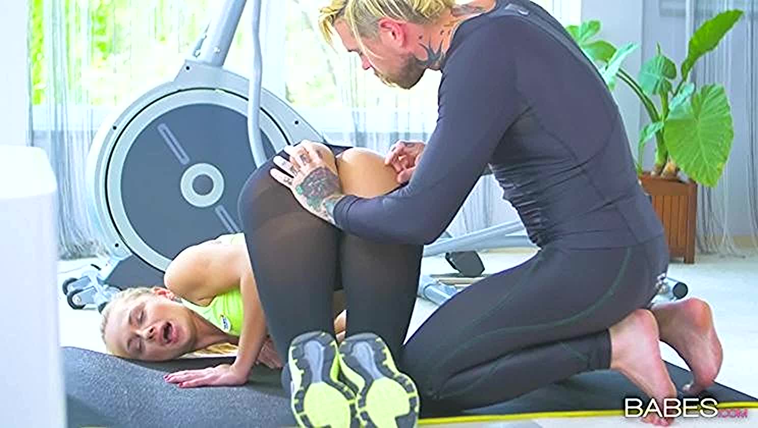 Ivana Sugar, Dean Van Damme, Doggystyle, Blowjob, Anal