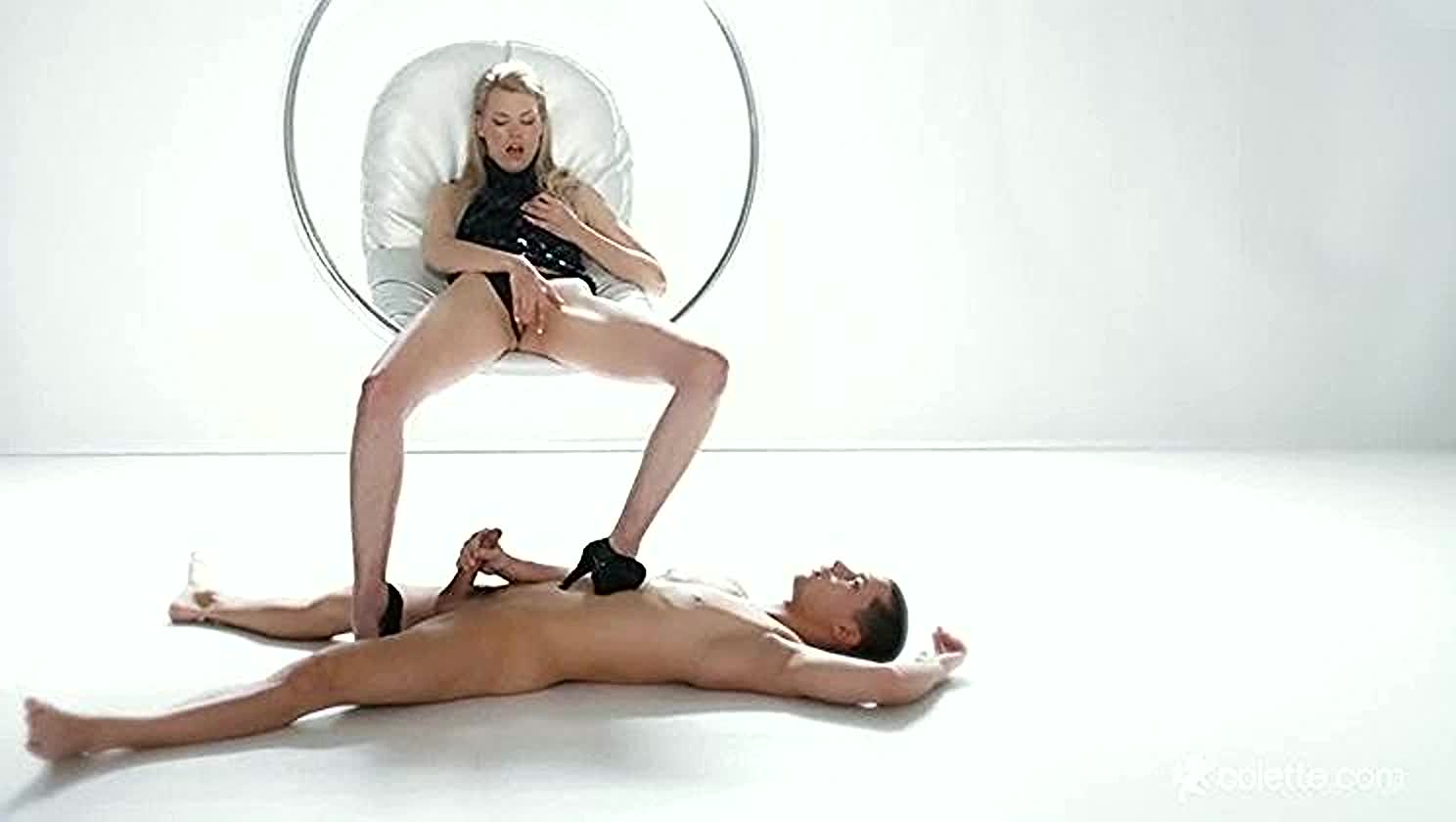 Izzy, Scissor Sisters, Lesbian Sex