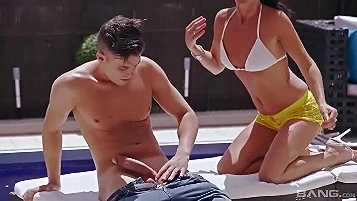 Soraya Rico, Mature Woman, Sex In The Open