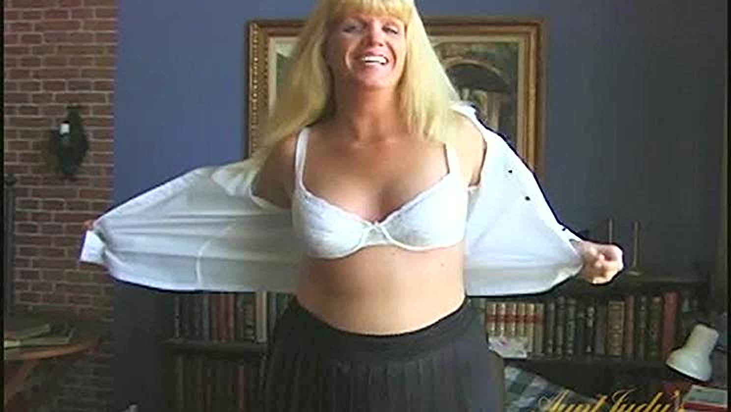 Lucy, Mature, Milf, Toy Box