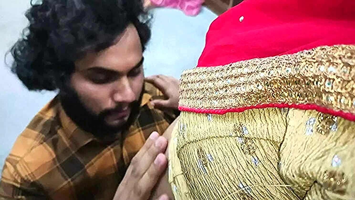 Vaishnavysharunraj, Neck Press, Upskirt