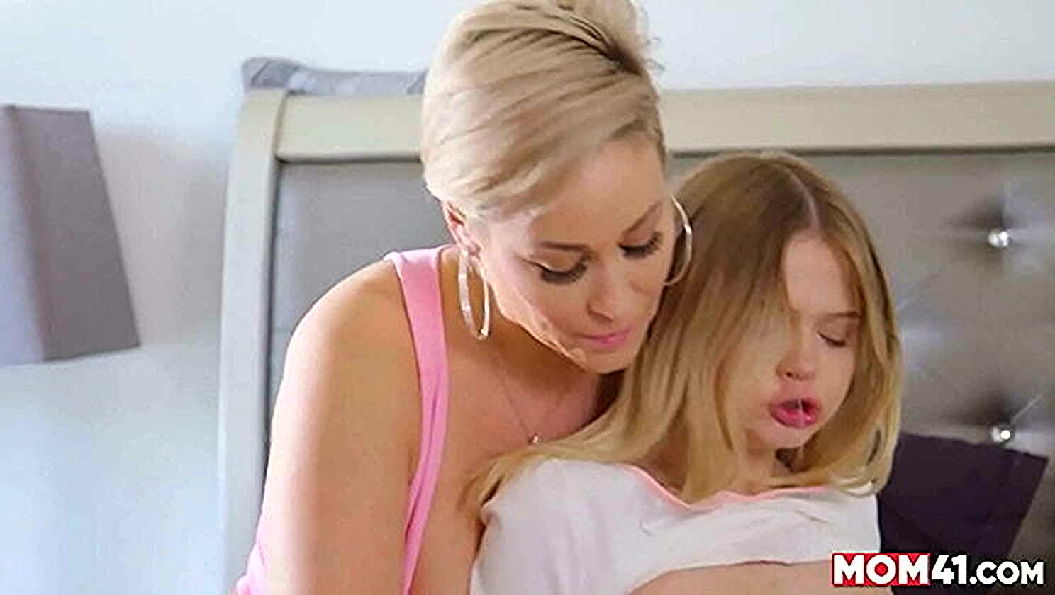 Ryan Keely, Coco Lovelock, Lesbian Sex, Milf, Mom Lovers