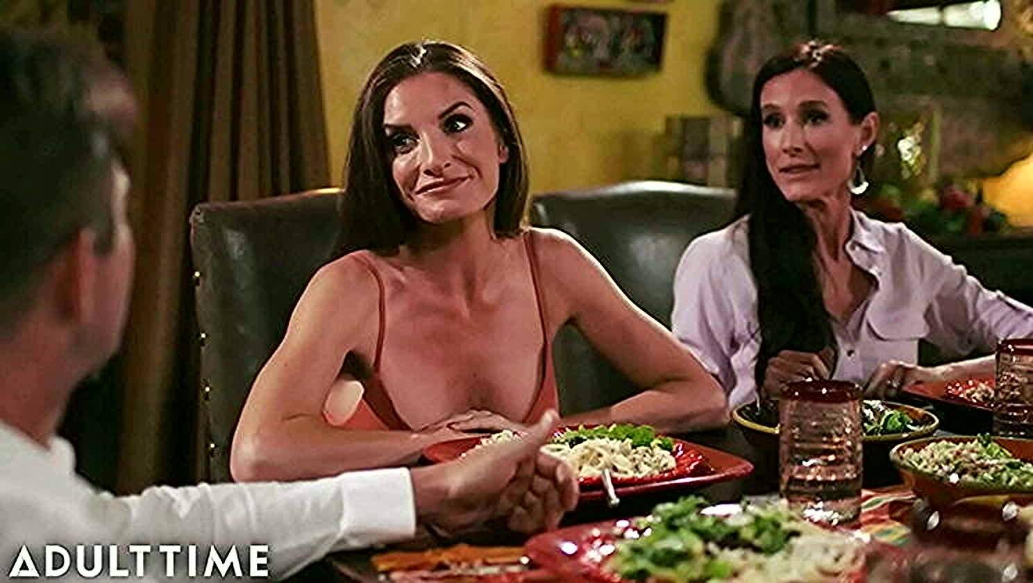 Sofie Marie, Silvia Saige, Family Fucks, Big Tits