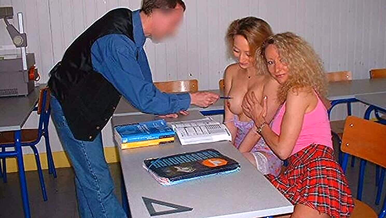Decibelle, Mature Milf, Flash Mob Sex