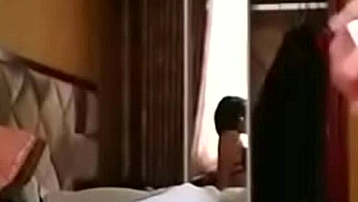 China Bitch, Blowjob