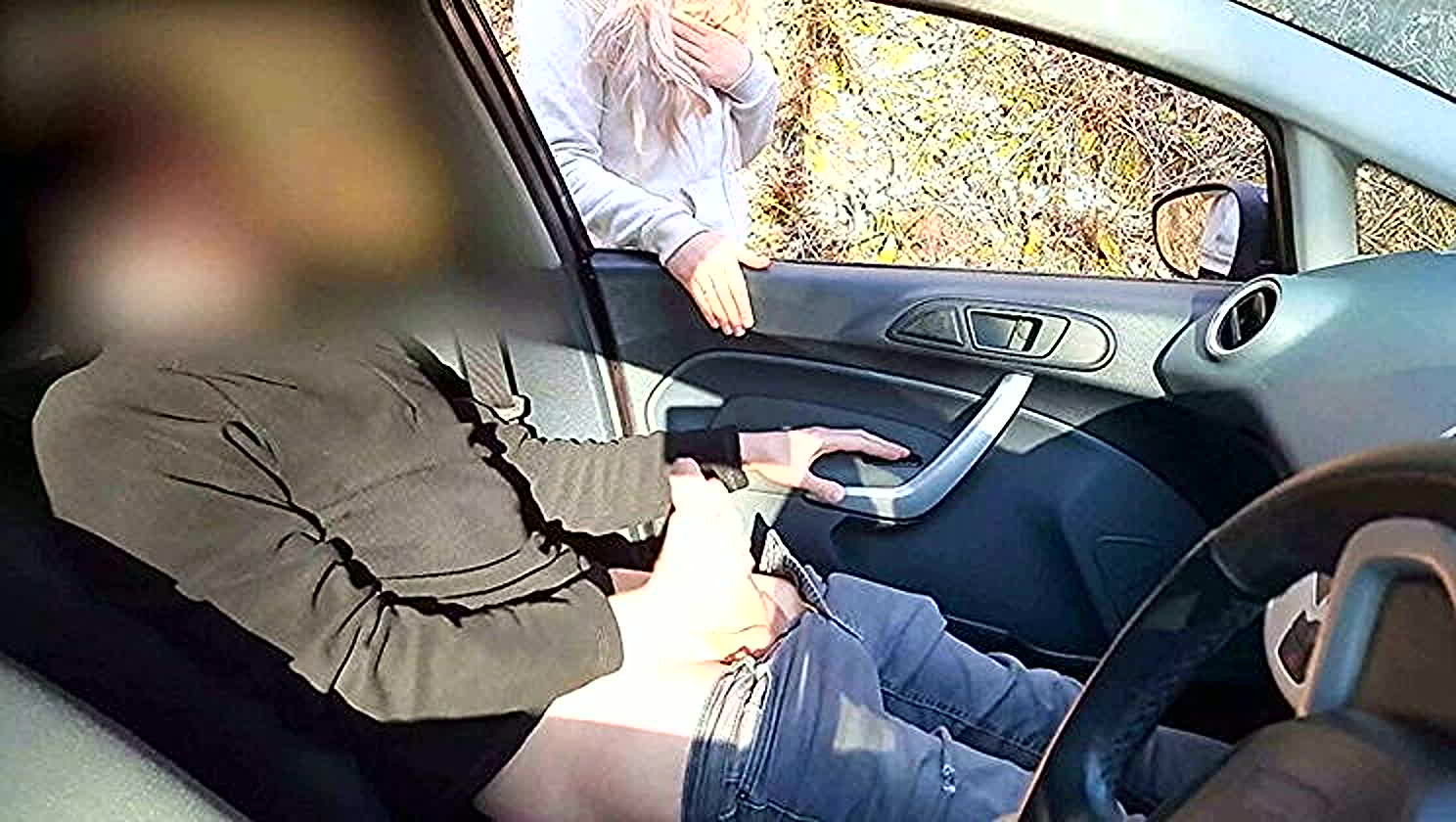Otto Holm, Sofie Lund, Flasher, Roadside Relief, Jerking Off