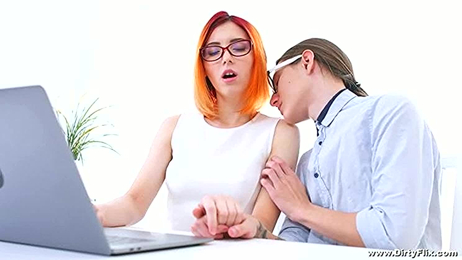 Elin Holm, Bear, Anal Sex, Nerd Fuck