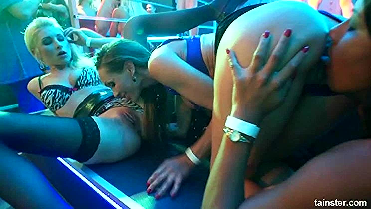 Tiffany Rousso, Simony Diamond, Girl On Girl, Masturbation