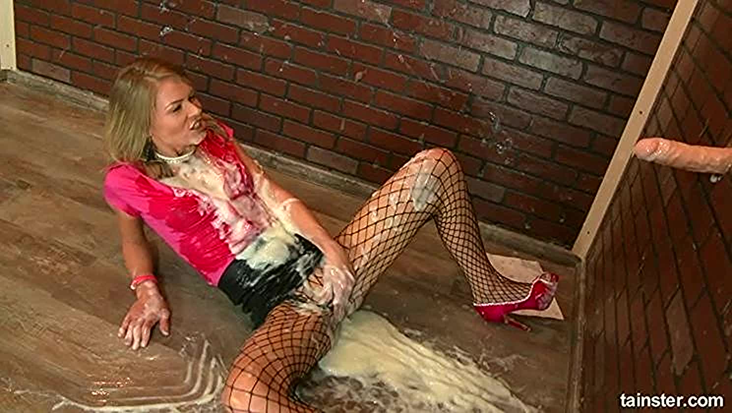 Claudia Macc, Jizz Junkie, Cum On Clothes, Dildo Sucking