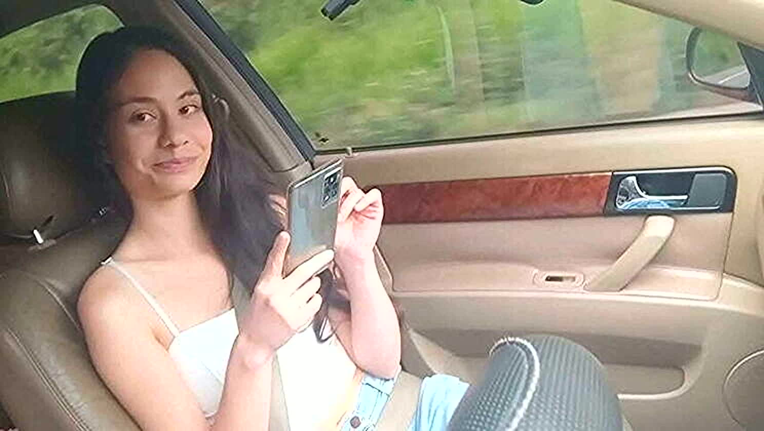 Natalia, Hector, Facial, Public Oral, Road Head