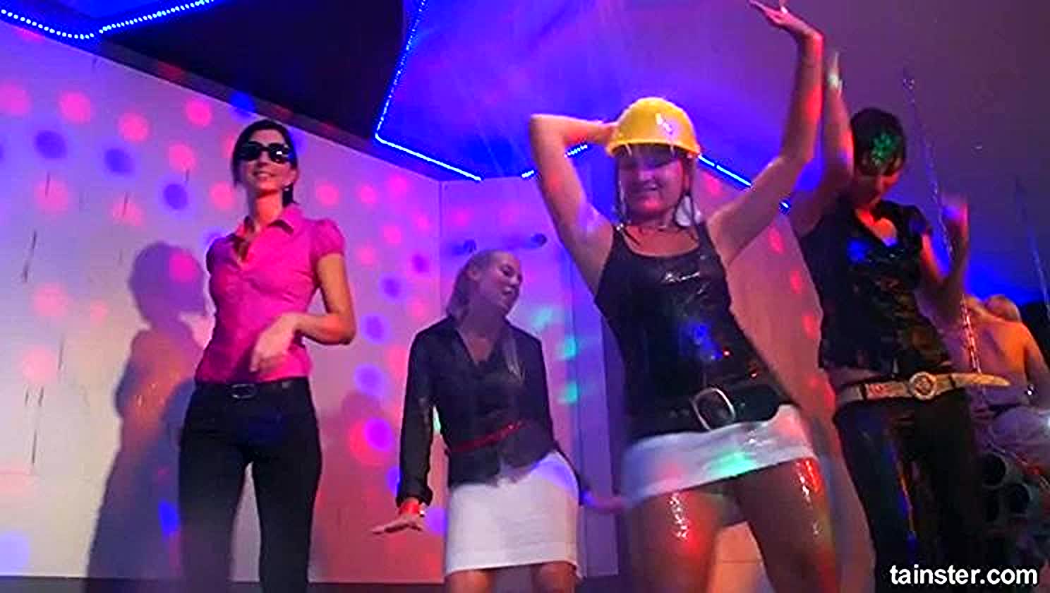 Kitty Jane, Leila Smith, Party, Lesbian, Silk