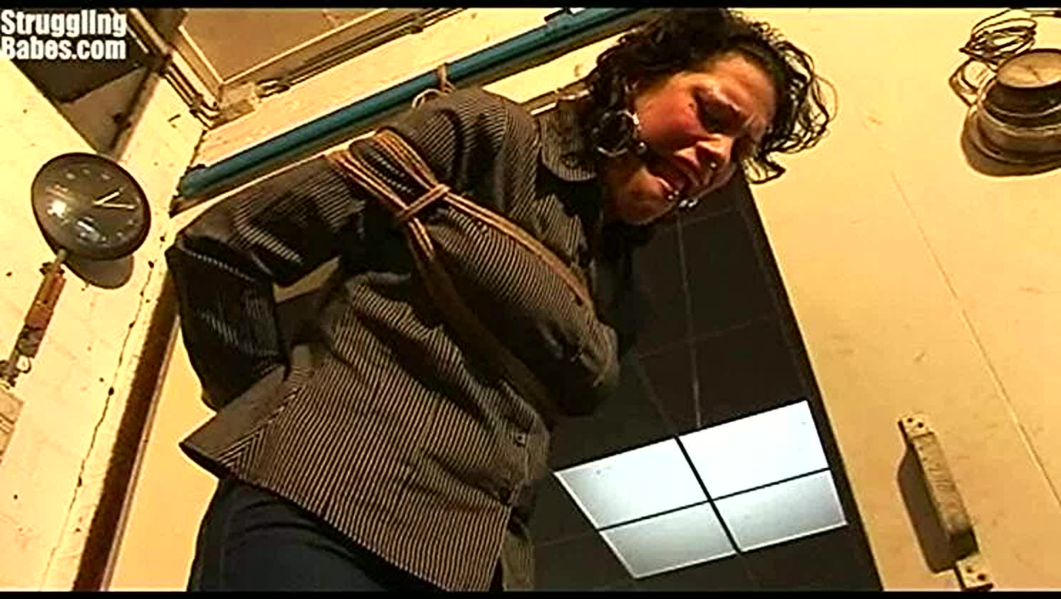 Steffi, Rope Bondage, Struggling