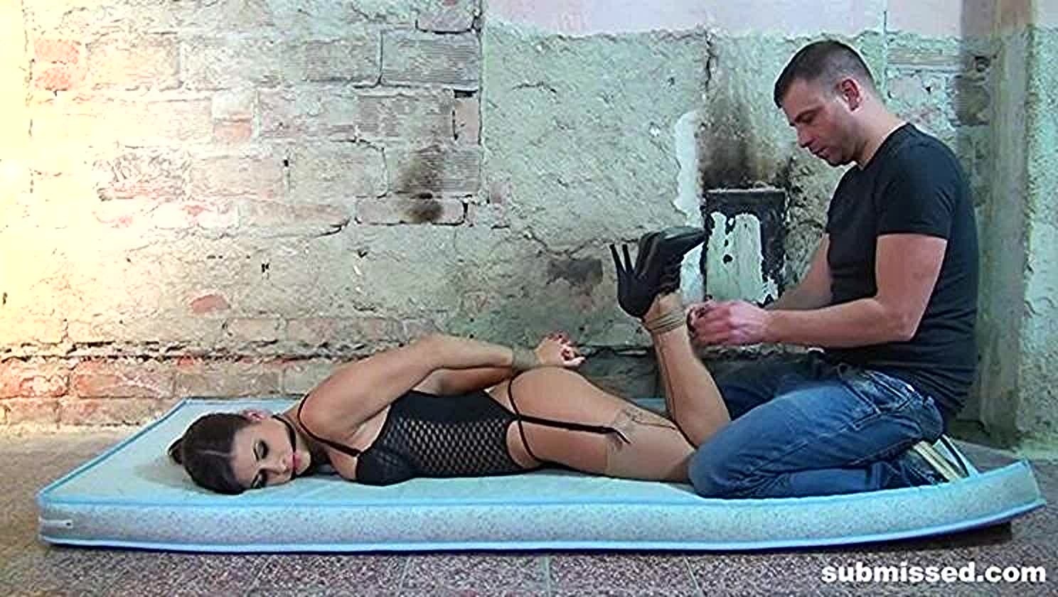 Billie Star, Hogtie, Tit Play