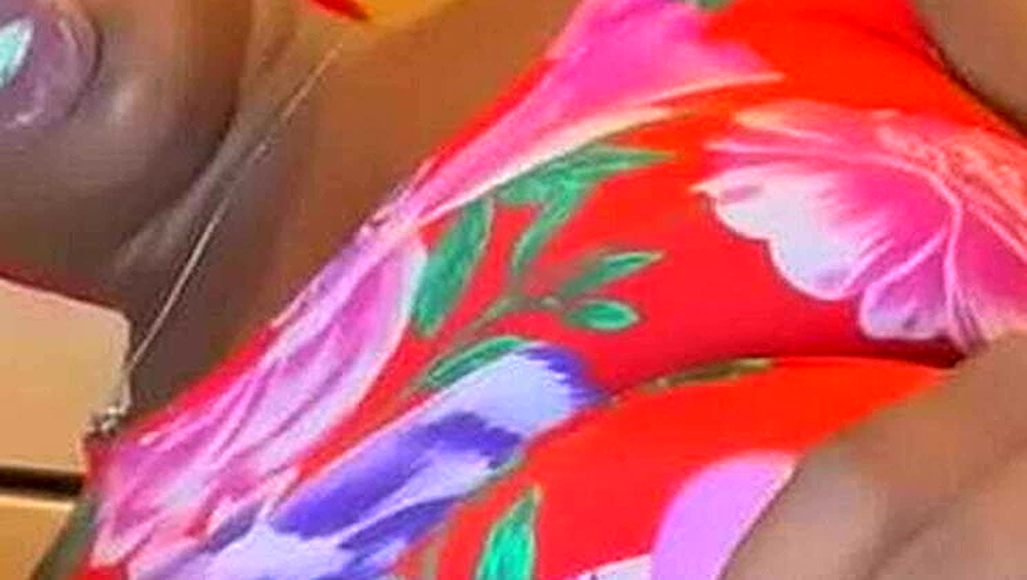 Anais Anisee, Squirting Like Crazy, Squirt Session, Amateur Hour