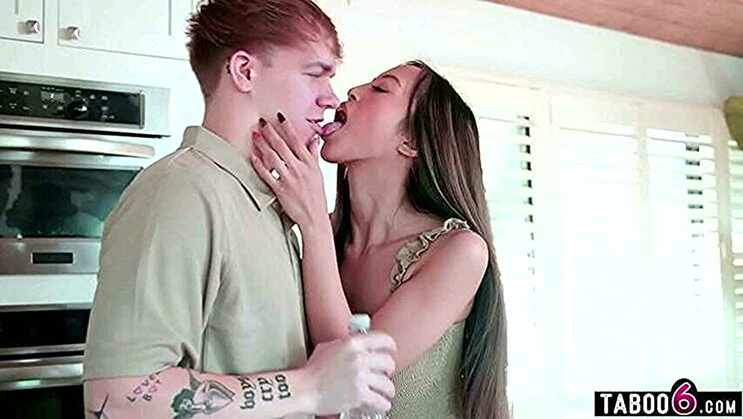 Alexia Anders, Face Fucking, Blowjob