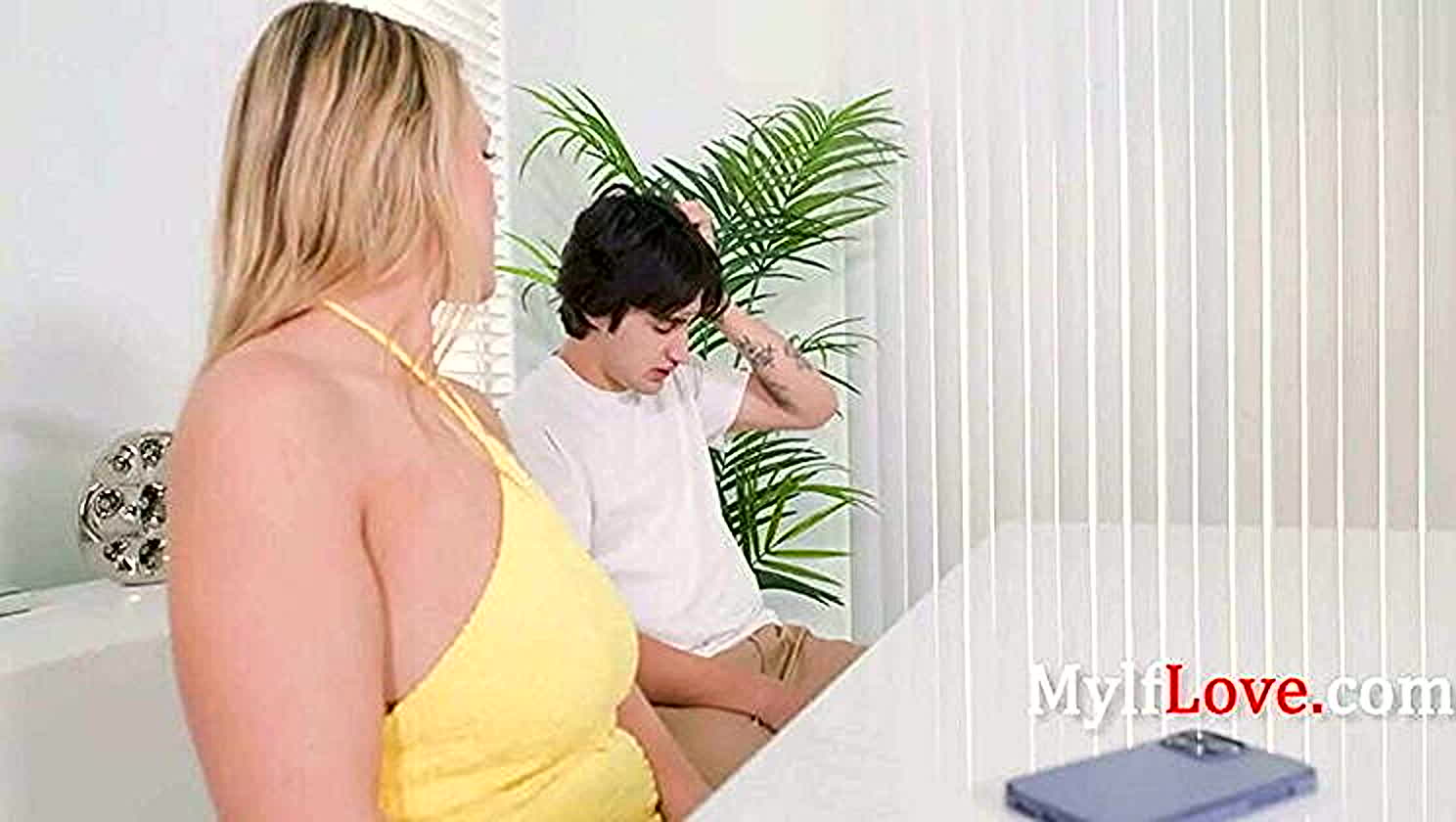 Joslyn Jane, Family Sex, Mature Woman