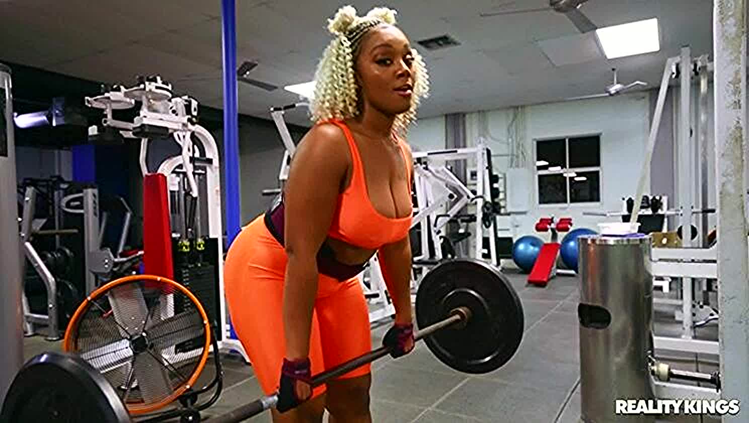 Mimi Curvaceous, jmac, Voluptuous, Bald Pussy
