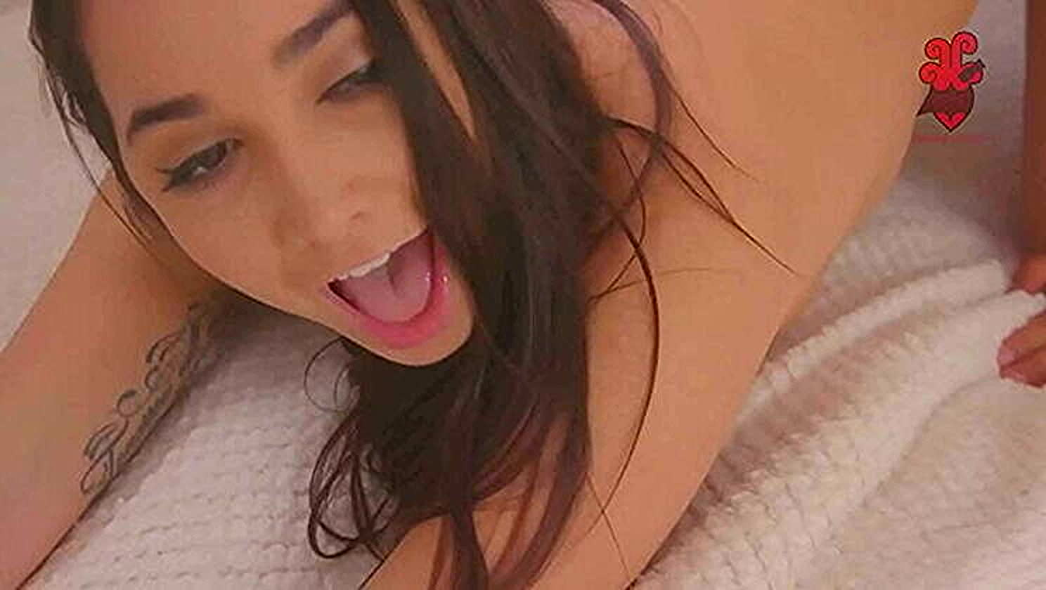 Karlee Grey, Horny, Cumshot, Jizz On Face