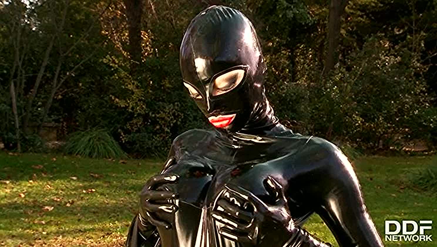 Latex Lucy, Masturbation, Pussy Fucking