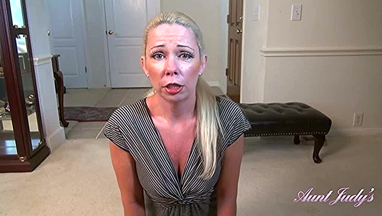 Liz, High Heel Blowjob, Milf Masturbation, Bald Pussy
