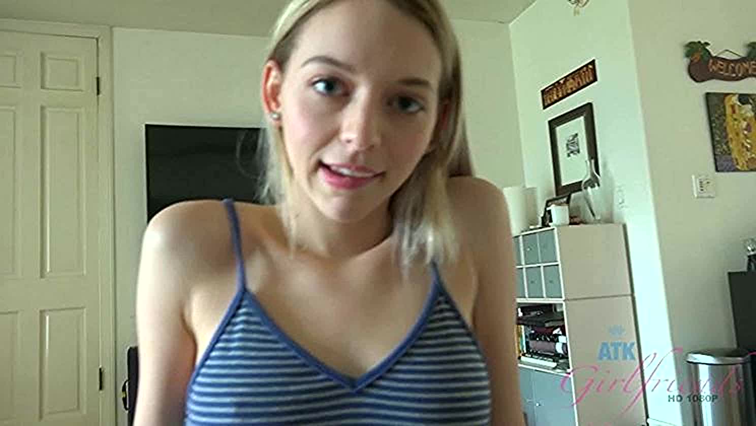 Lily Larimar, Nut In Gut, Toe Curler, Footjob