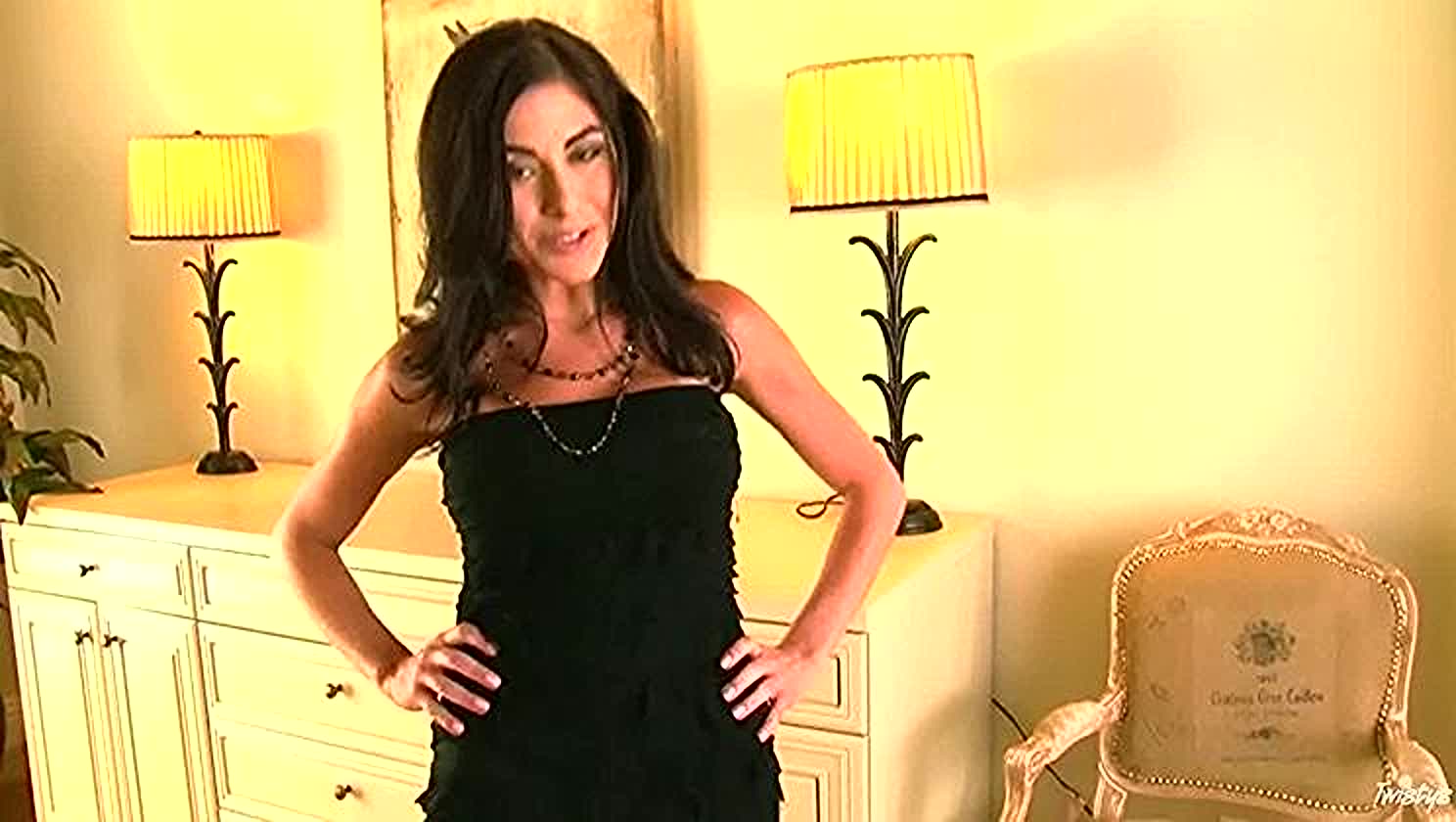 Aubrielle Summer, Bald Pussy, Dress Up