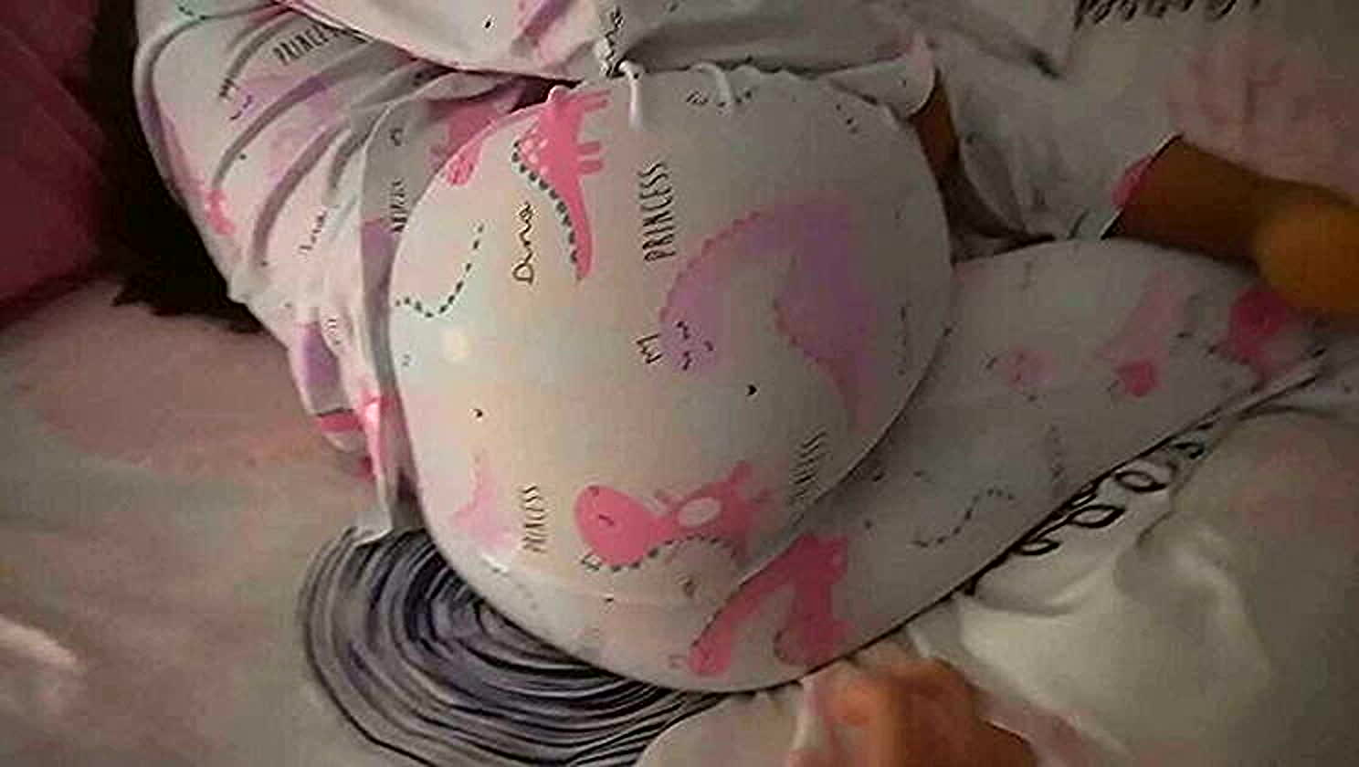 Anny Kitty, Antoine Stark, Tight Ass, Culona