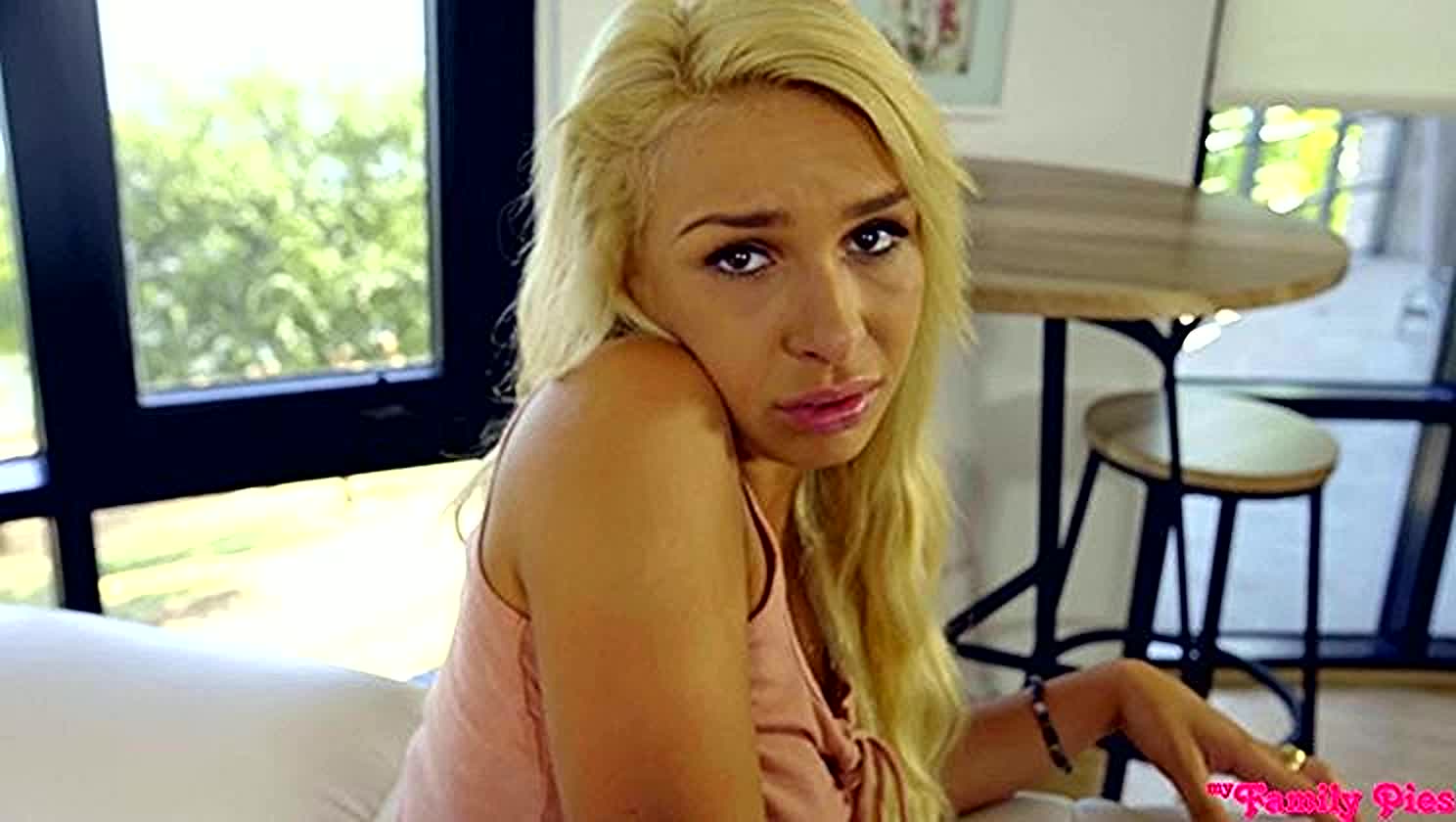 Carmen Caliente, Tan, Pov