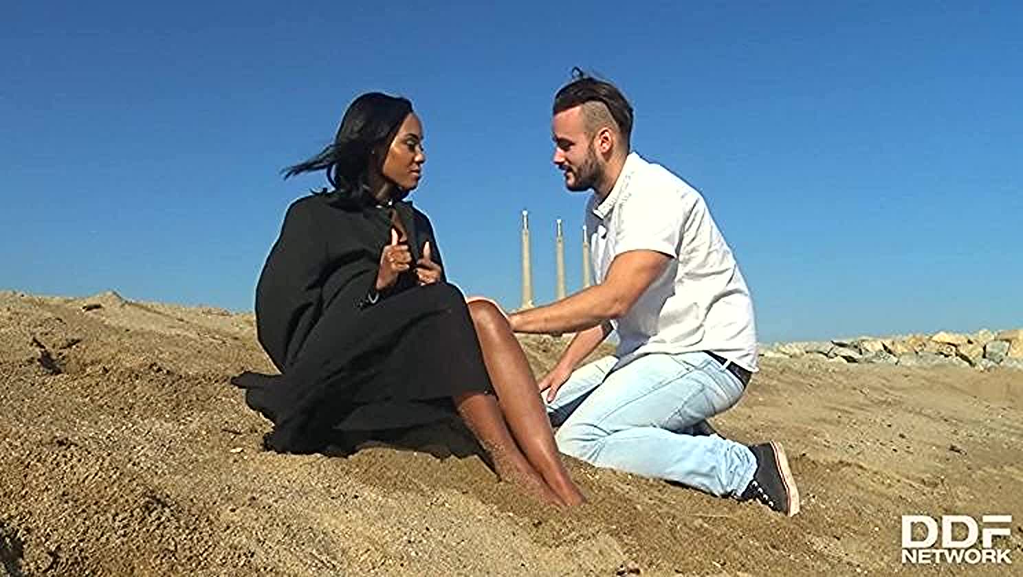 Noemilk, Tattoo Tease, Interracial