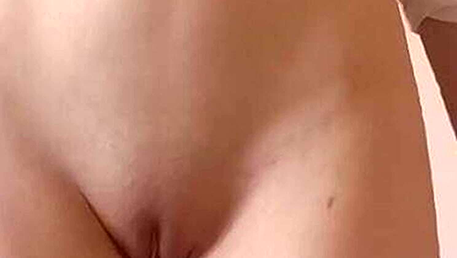 Maiskii, Perfect Body, Young And Wet