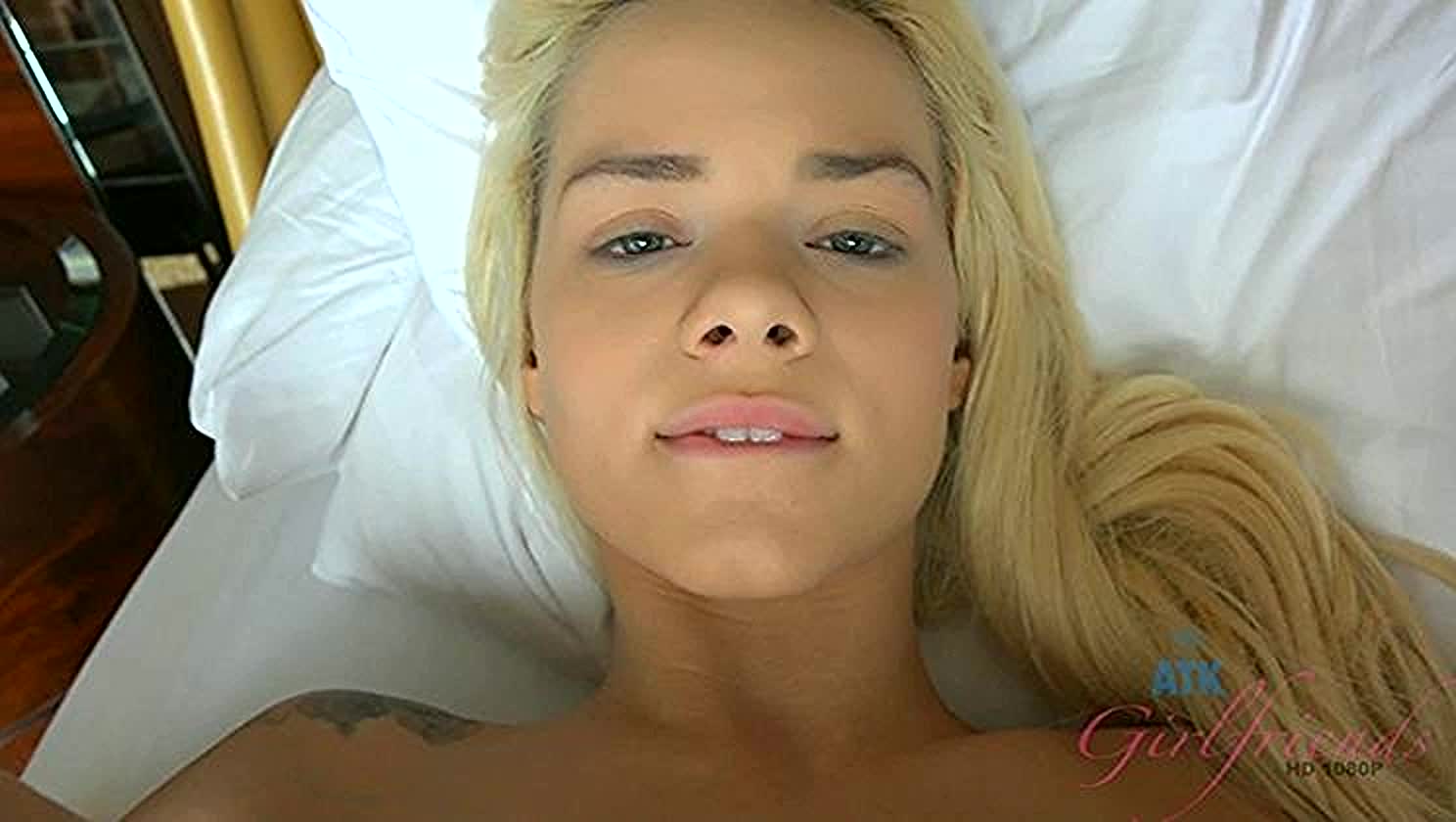 Elsa Jean, Creampie, Ride Reverse
