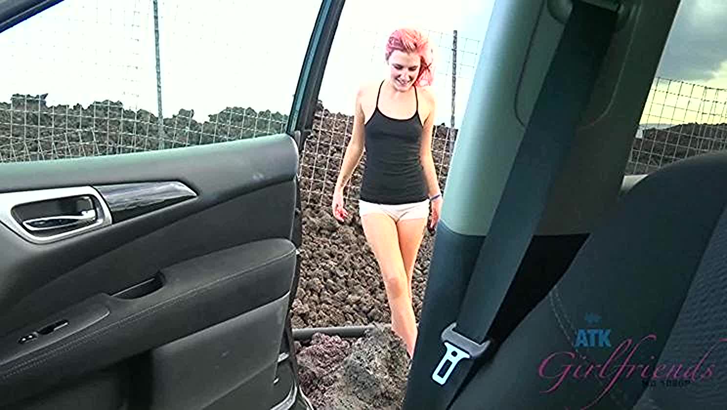 Nina Nirvana, Pee Play, Golden Shower, Bathroom Fuck