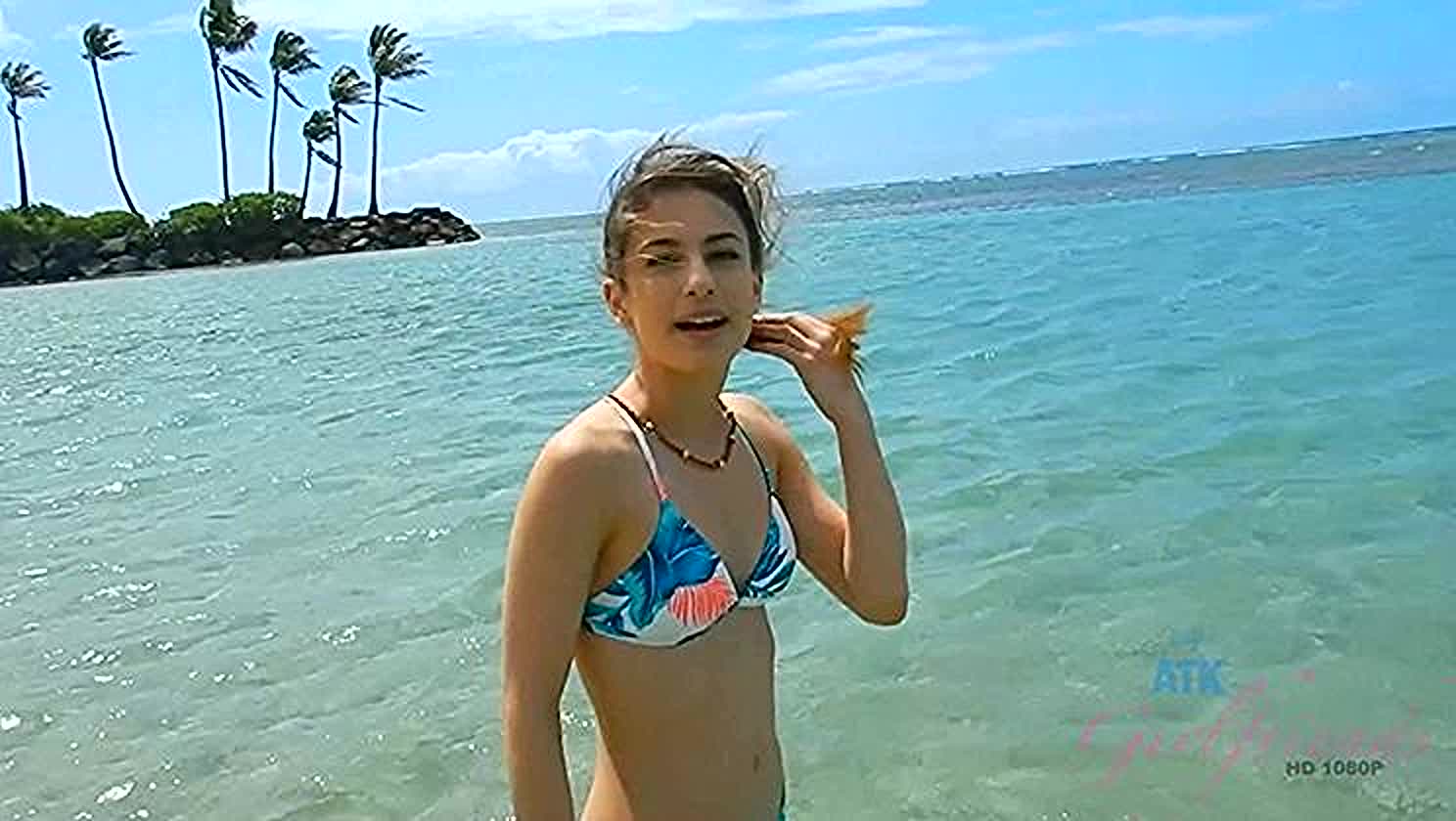 Kristen Scott, Beach Blowjob, Titty Cumshot, Cum On Tits