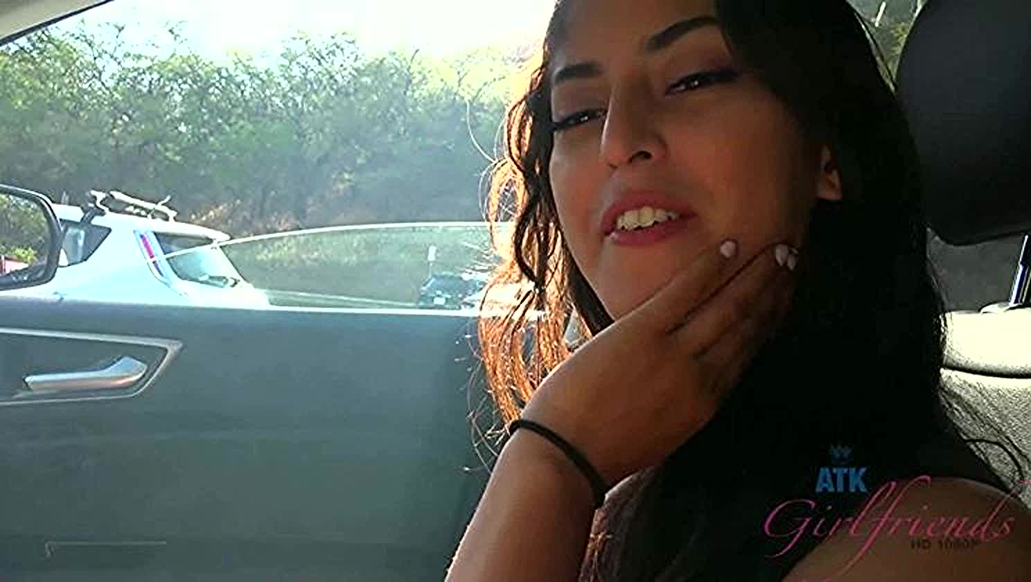 Sophia Leone, Piss Play, Pee Play, Spreading Pussy