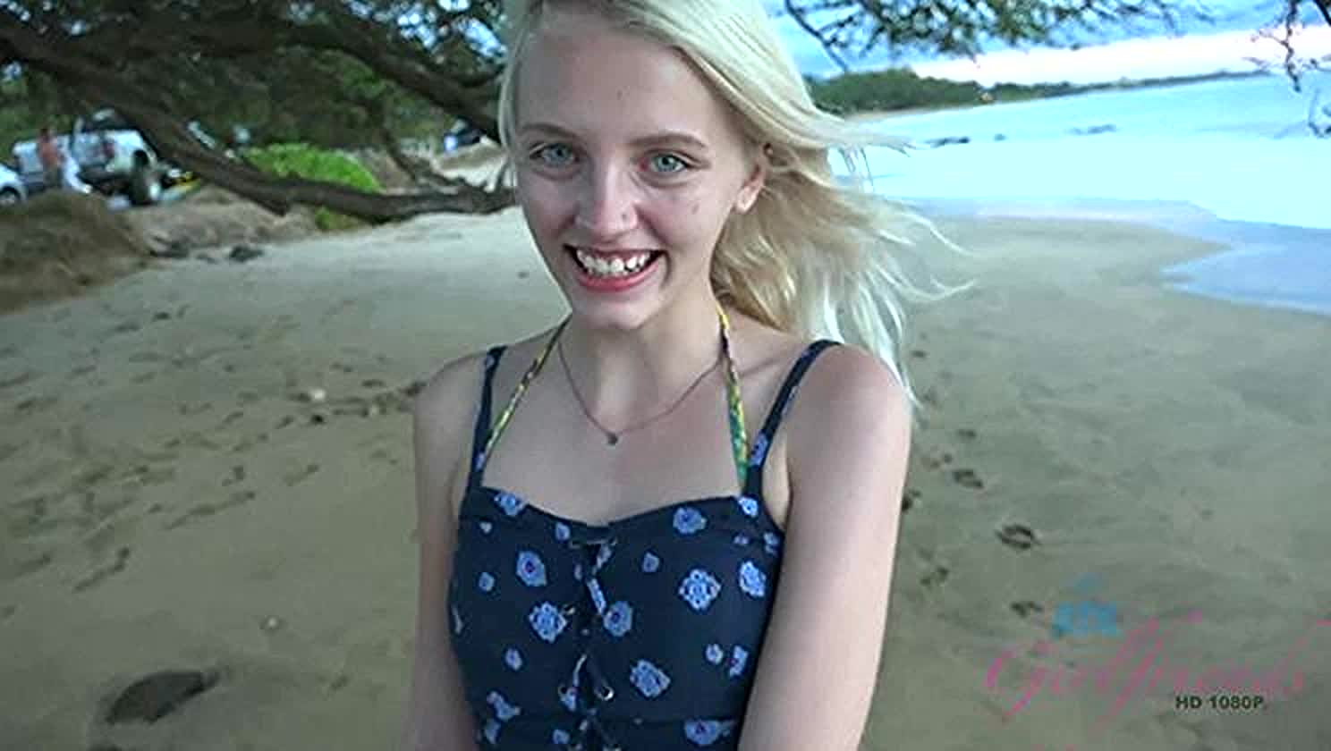 Kate Bloom, Outdoor Exposure, Public Pissing