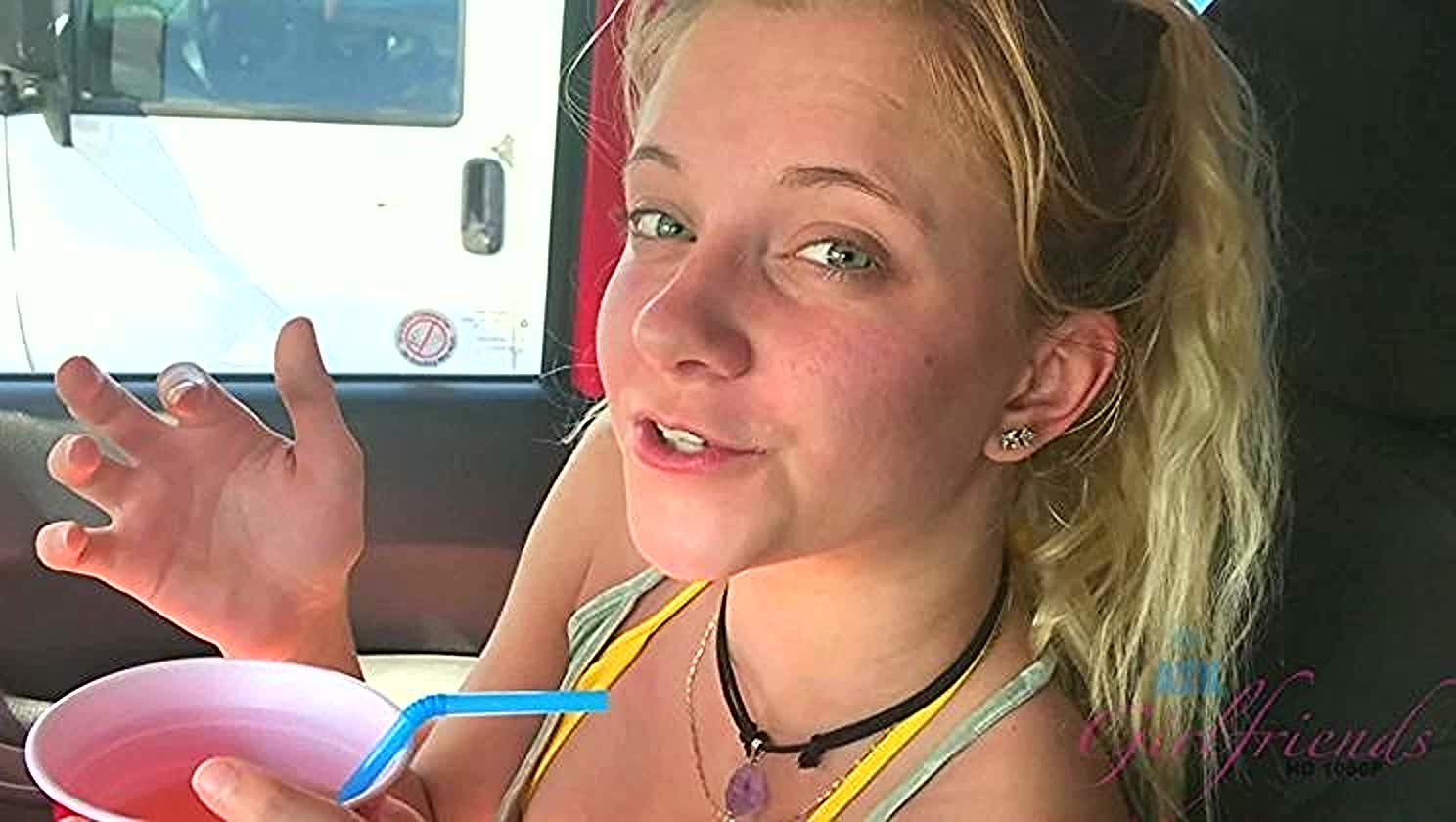 Riley Star, Pussy Play, Amateur Girlfriend