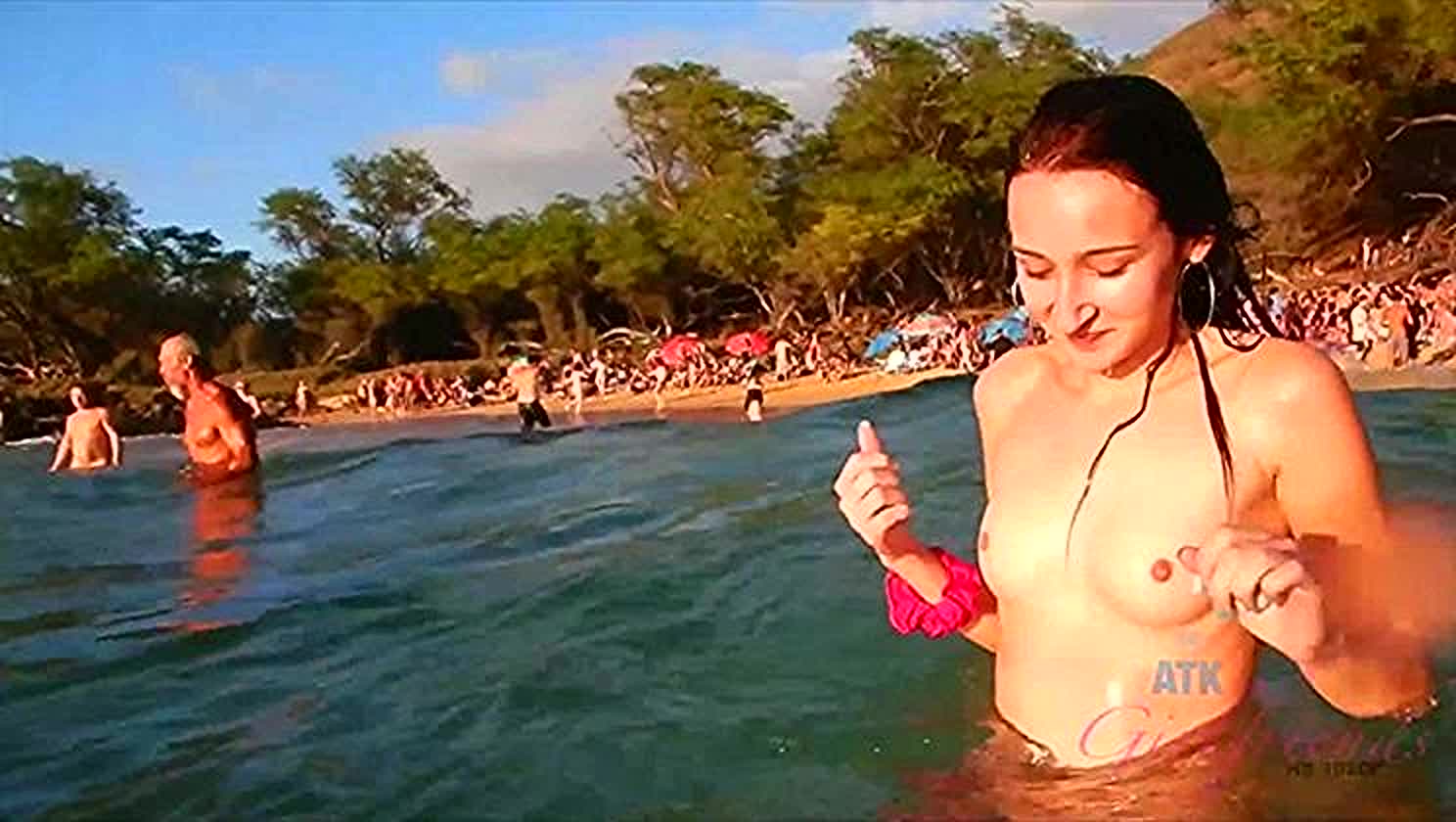 Carmen Rae, Beach Bum, Petite