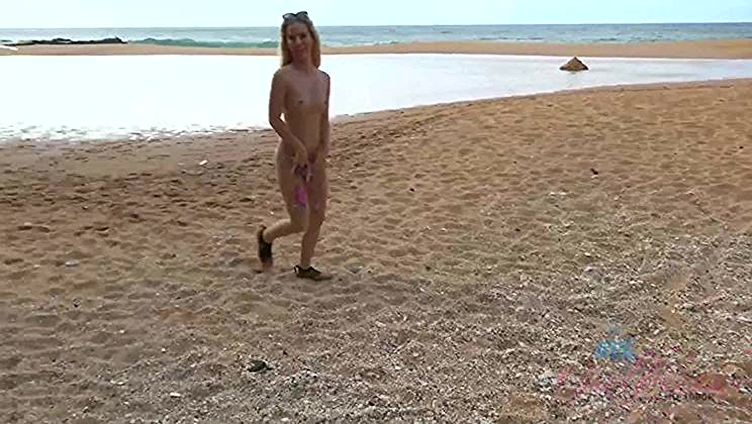 Bella Rose, Nude Beach, Beach Flashing, Handjob