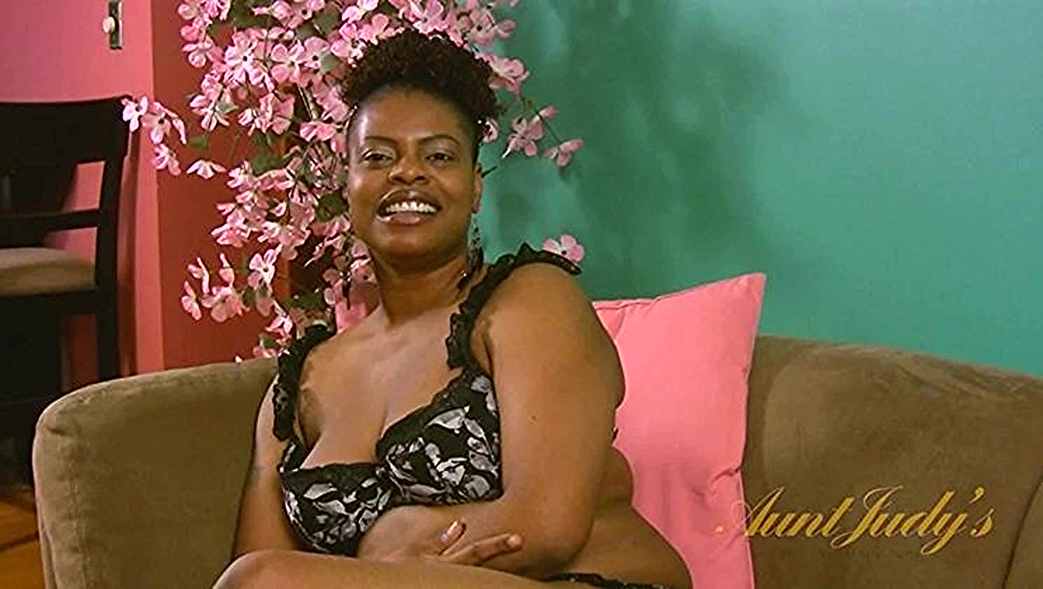 Necie, Naked Chat, Bbw Exposure, Naked Interview