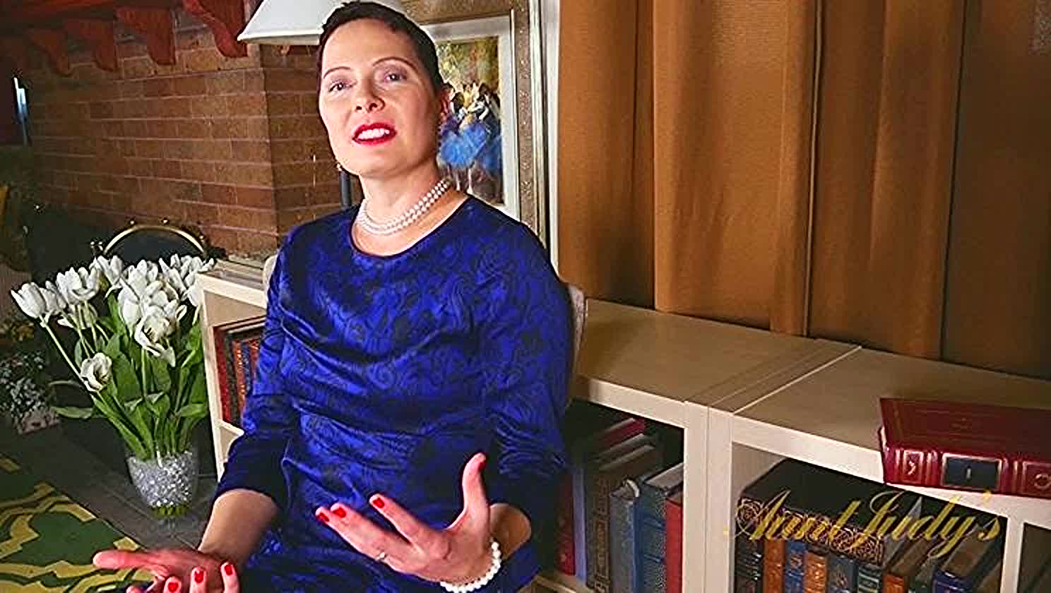 Kali Karinena, Milf, Gilf