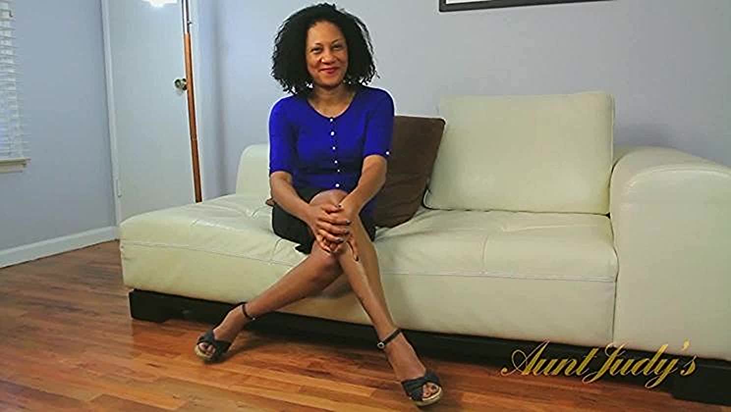 Carmen, Dark Skinned, Mature, Interview