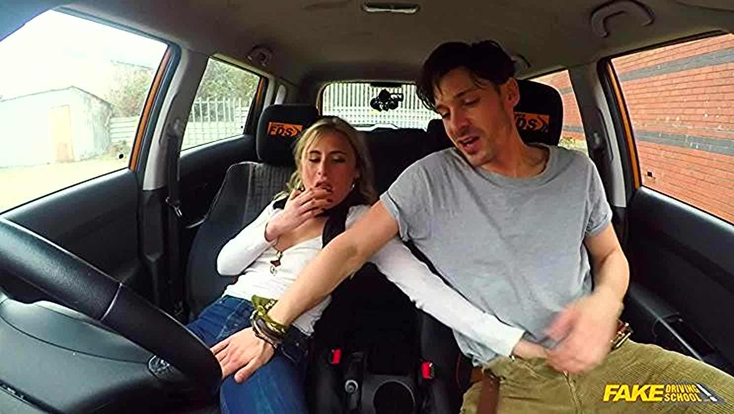 Parker Marx, Lindsey Cruz, Outie Pussy, Roadhead, Pussy Pounding