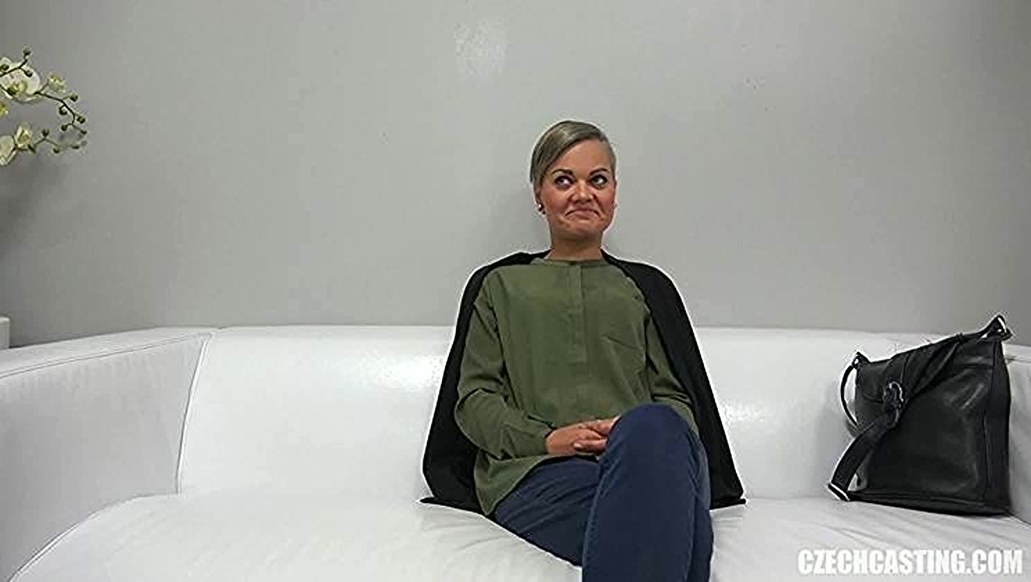 Monika, Short Hair, Casting, Audition