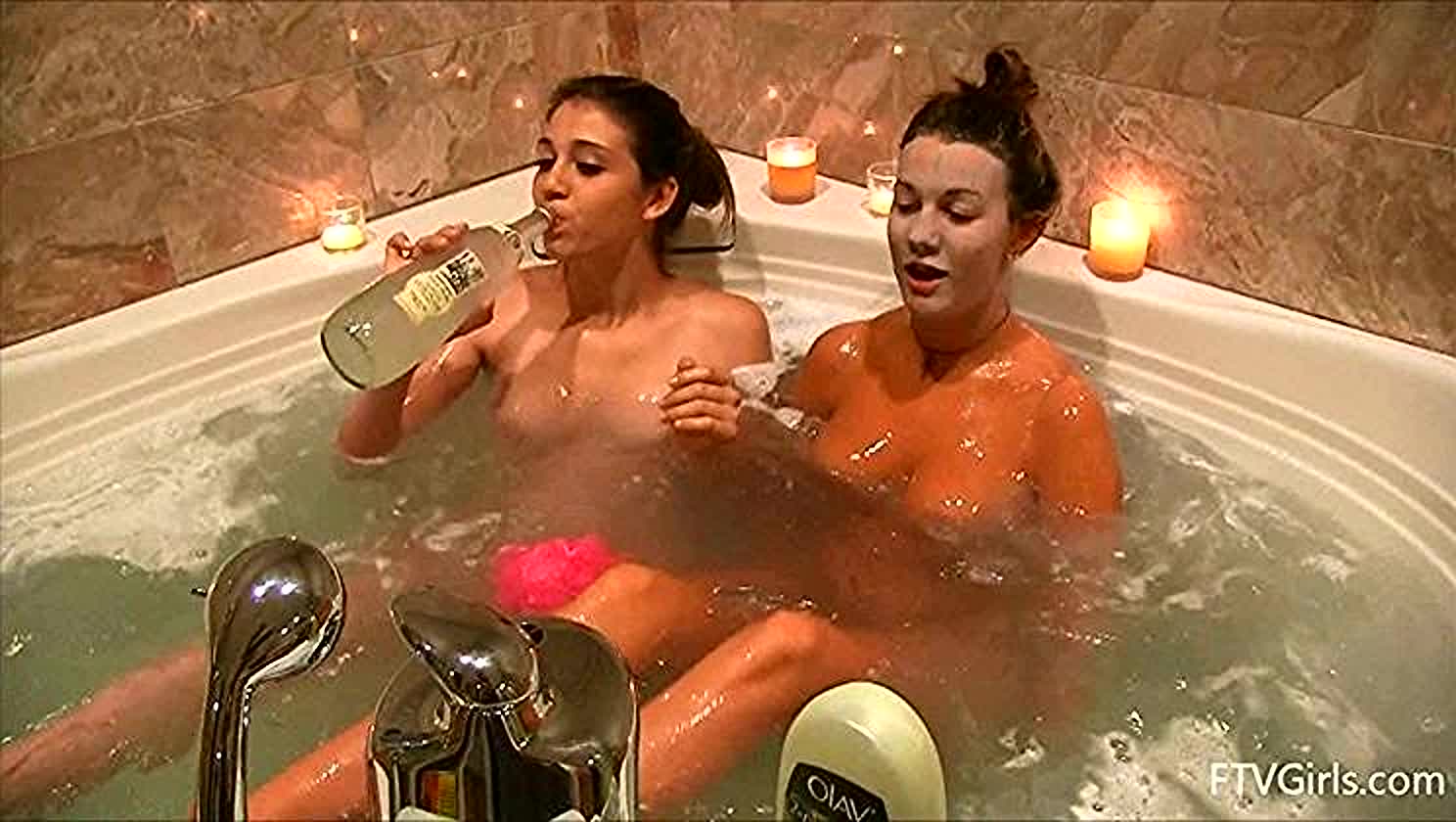 Kelsey, Hazel, Large Toys, Masturbation