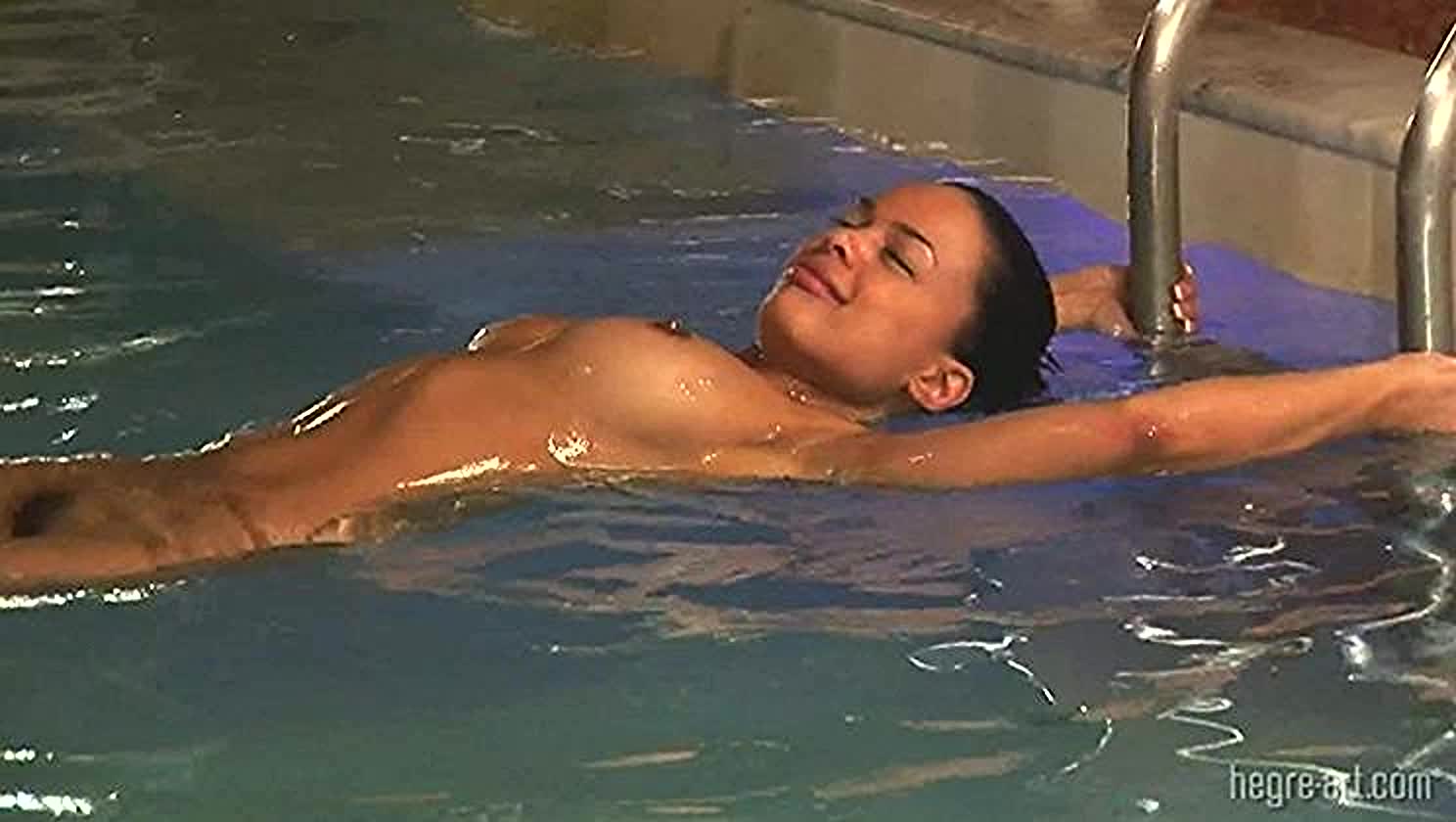 Gabriella, Curvy, Sultry, Hourglass Figure